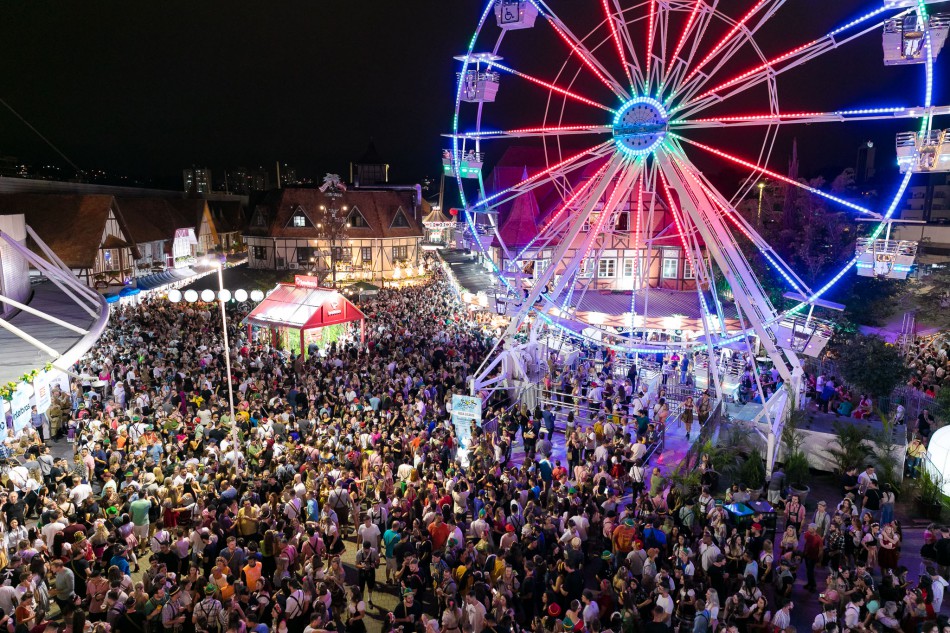 Oktoberfest Blumenau amplia dias com entrada gratuita e anuncia venda de ingressos