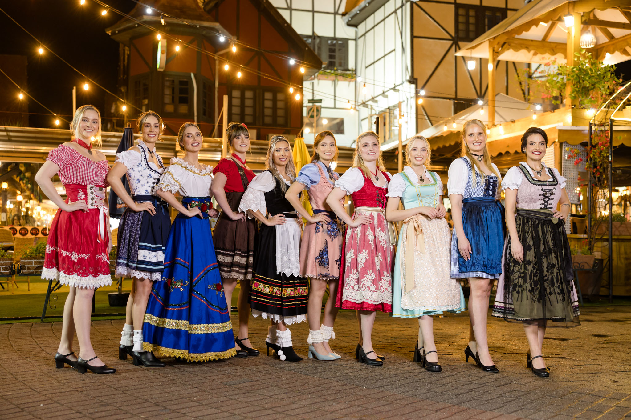 Definidas as 10 finalistas para o concurso da realeza da 39ª Oktoberfest Blumenau
